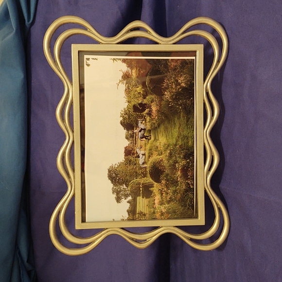 Umbra Brand Brushed Nickel Picture Frame NWOT - Picture 2 of 11